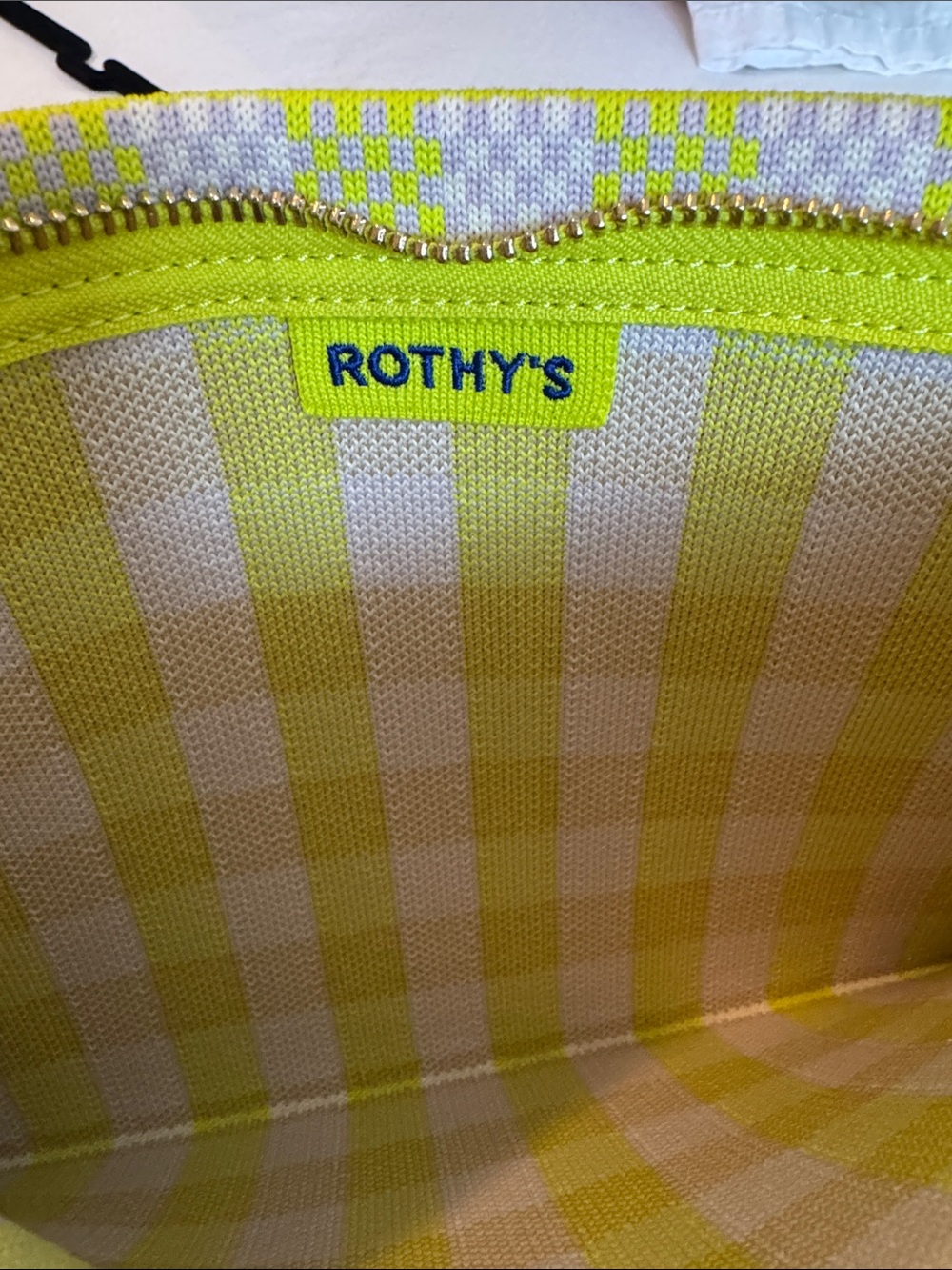 NWT Rothy’s Wristlet - Picture 4 of 8
